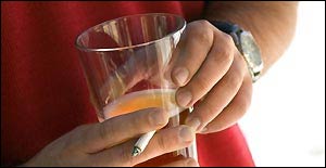 Alkol Bağırsak Kanseri Riskini Arttırıyor