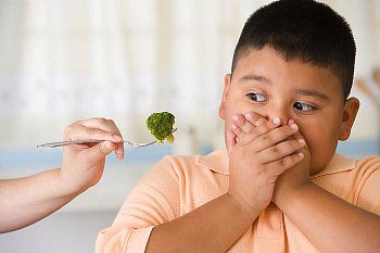 Çocukların beslenme alışkanlıkları yanlış