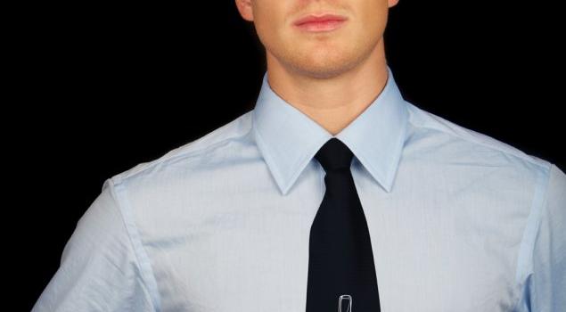 Sıkı kravat, gırtlak kanserine ve felce neden mi oluyor?