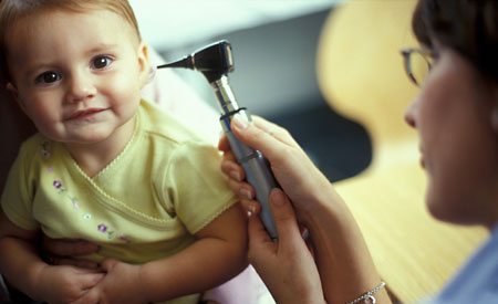 Bebeklerde orta kulak iltihabı hakkında neler biliyoruz?