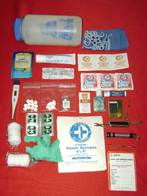 İlk yardım çantasında bulunması gereken malzemeler