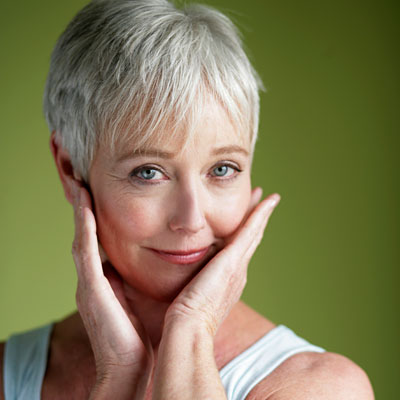 Kadınlar menopoza kaç yaşında girer?