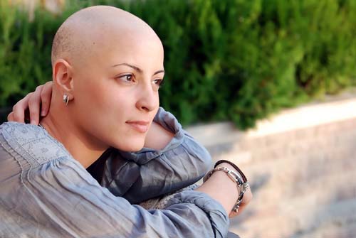 Kemoterapi saçları döker mi?