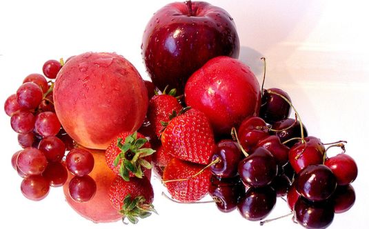 Kırmızı meyvelerin faydaları nelerdir?