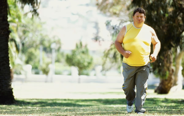 Obezite hareketsiz çocukları tehdit ediyor