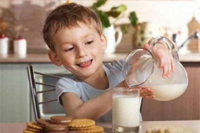 Okul çağındaki çocuklara sütün faydaları