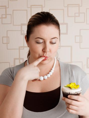 Şekerlemeler Tüketirken Diş Sağlığınızıda Unutmayın