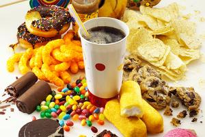 Şekerli besinler gençleri tehdit ediyor