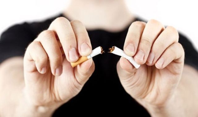 Sigara kadınlara idrar kaçırtıyor