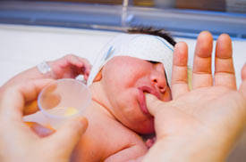Yeni doğan bebeğin sarılık olmaması için ne yapmalı?